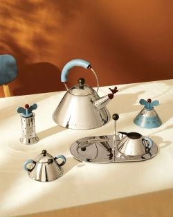 Alessi Чайник Black Bird 2л. 9093