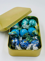 Набор шоколадных конфет Lindt LINDOR в подарочной жестяной коробке, ассорти, 115 г