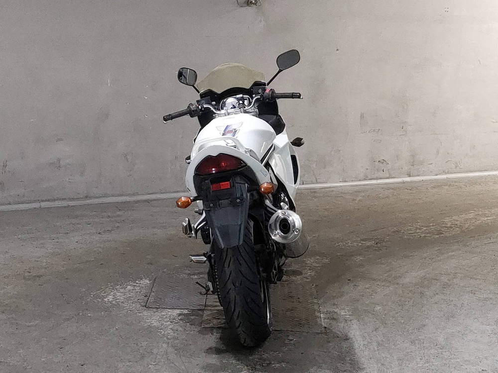 Suzuki Bandit 1250F	2011