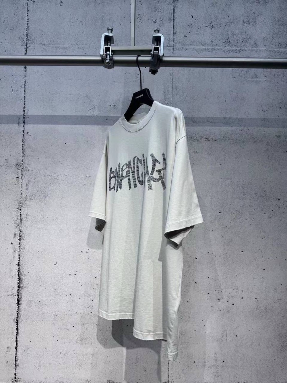 Футболка Balenciaga