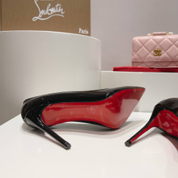 Туфли Christian Louboutin