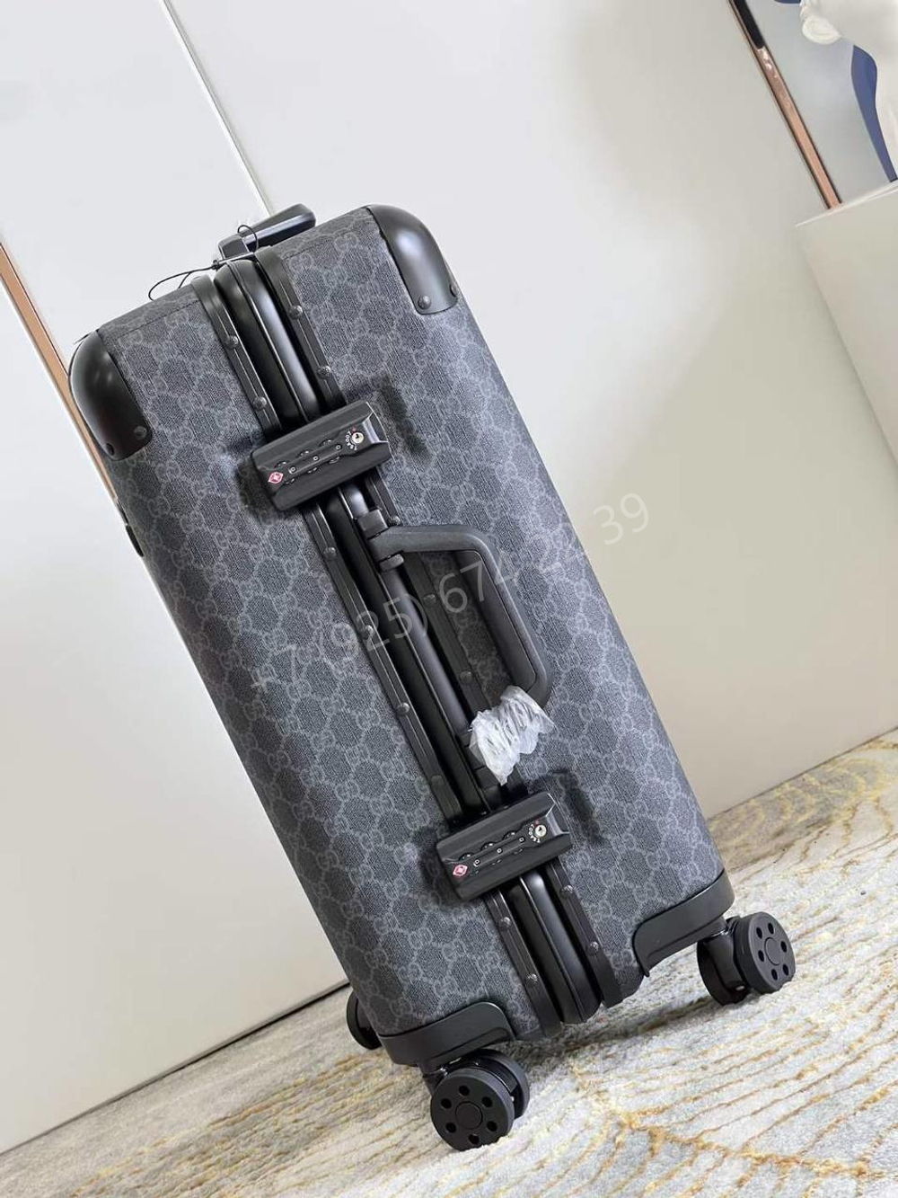 Чемодан Gucci