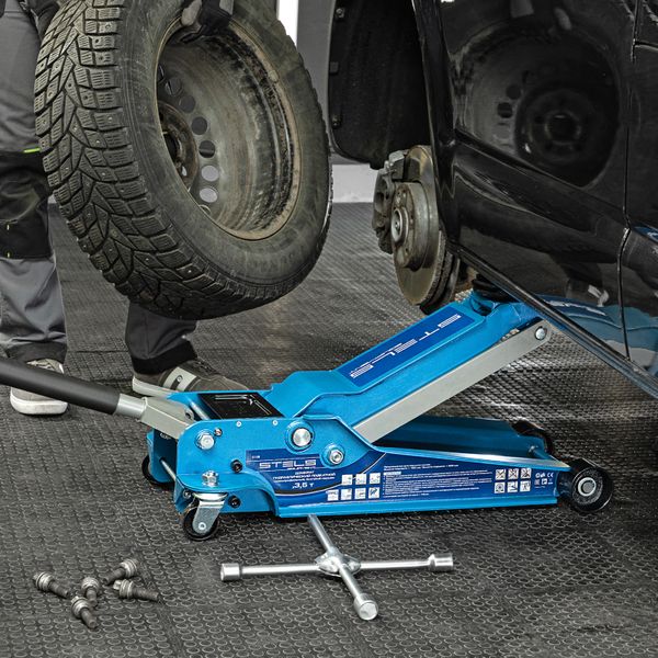 Домкрат гидравлический подкатной, быстр.подъем, 3,5т LOW PROFILE QUICK LIFT, 100-565 мм, проф Stels