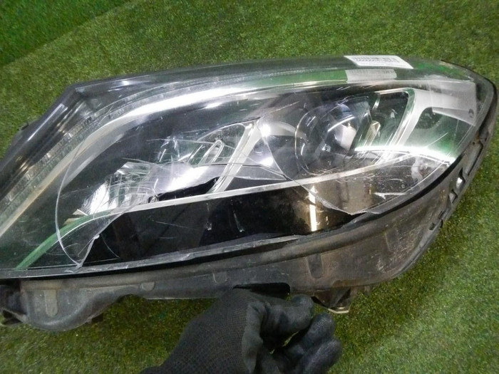 Битая Фара левая Mercedes S w222 (2013-2017) LED