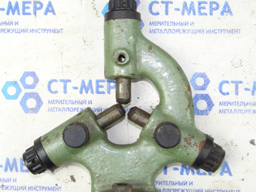 Люнет неподвижный TOS MN-80