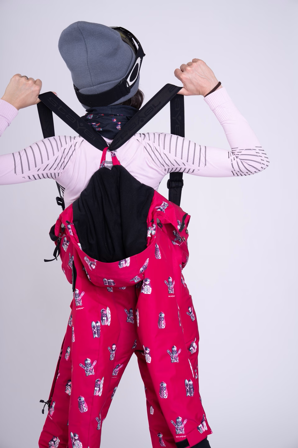 КОМБИНЕЗОН STAYER УТЕПЛЕННЫЙ ART SUIT ЖЕНСКИЙ 25-12547