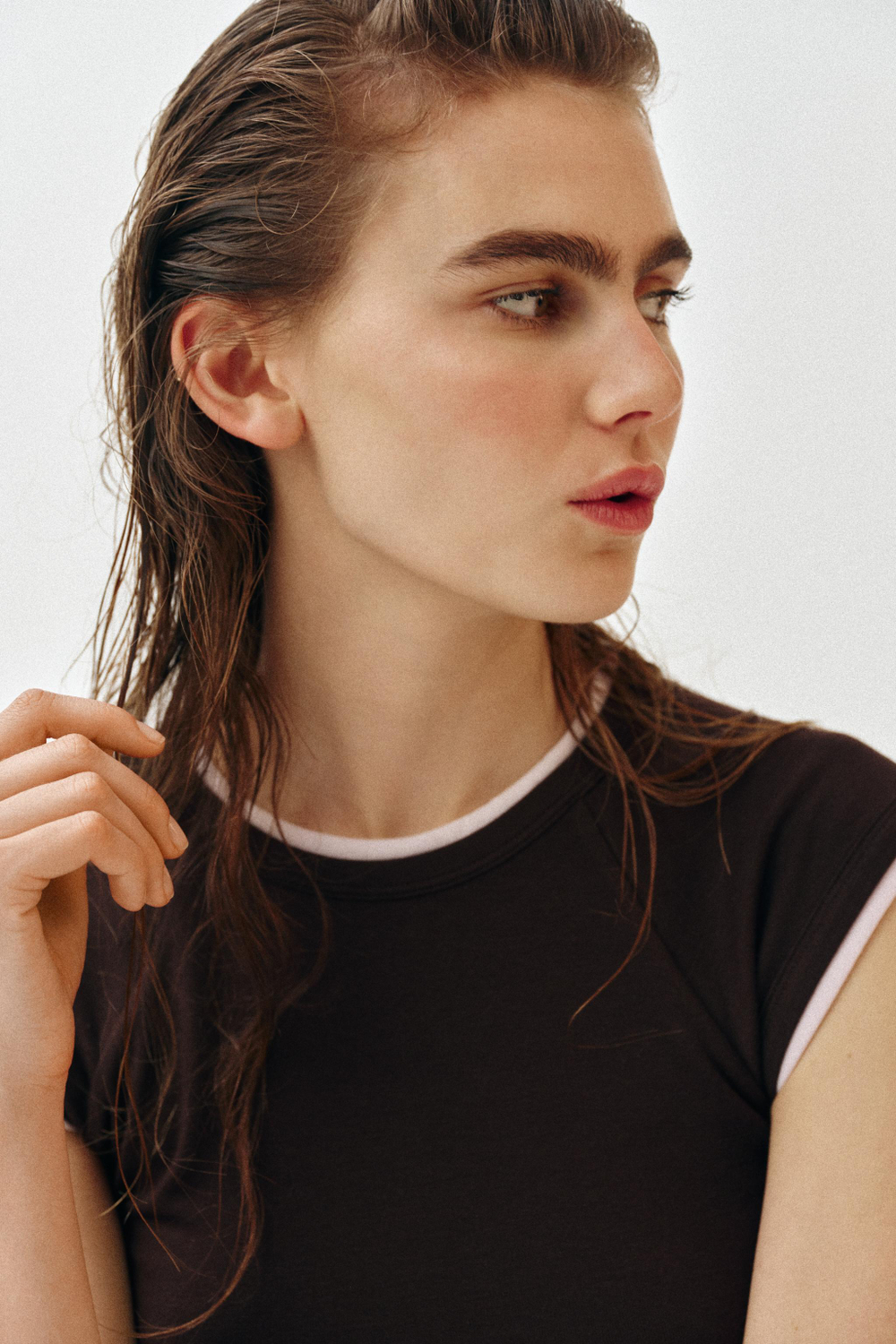 ФУТБОЛКА С КОРОТКИМИ РУКАВАМИ И ДВОЙНЫМ ЭФФЕКТОМ — ZARA