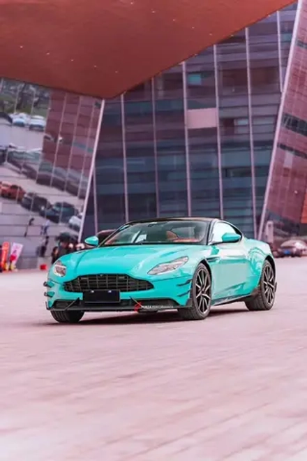 Карбоновый обвес для ASTON MARTIN DB11 2016 - 2023 Астон Мартин аэродинамический обвес