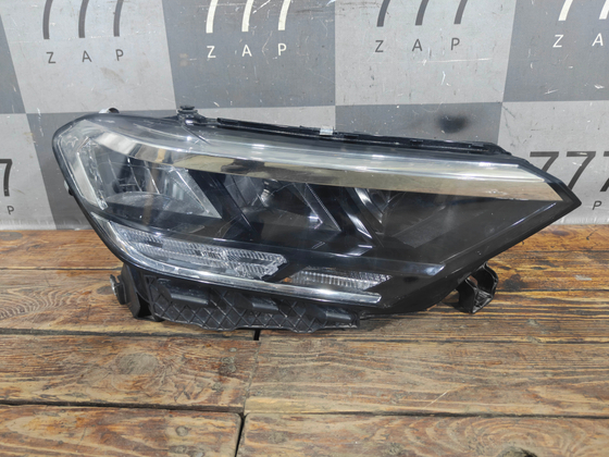 Фара правая LED Volkswagen Polo 6 20-нв Б/У Оригинал 6N5941006A