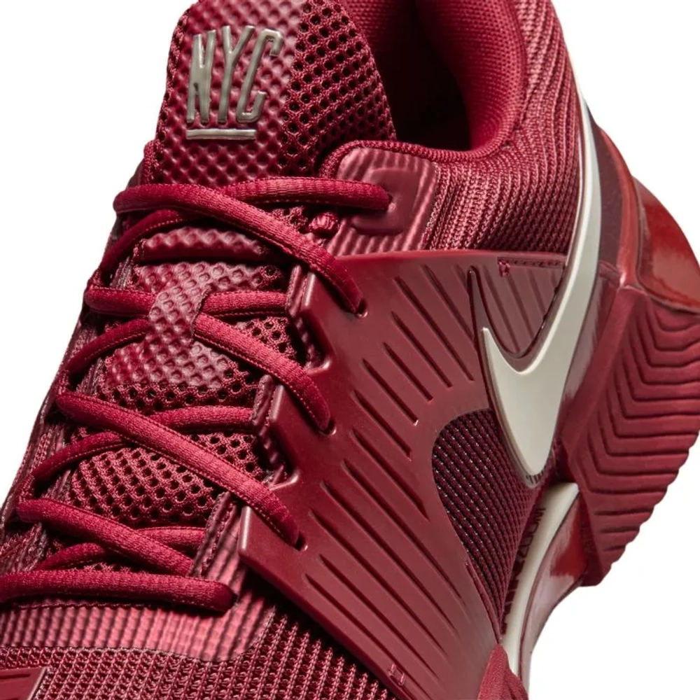 Мужские кроссовки теннисные Nike Zoom GP Challenge 1.5 Premium - team red/green spark/pale beige