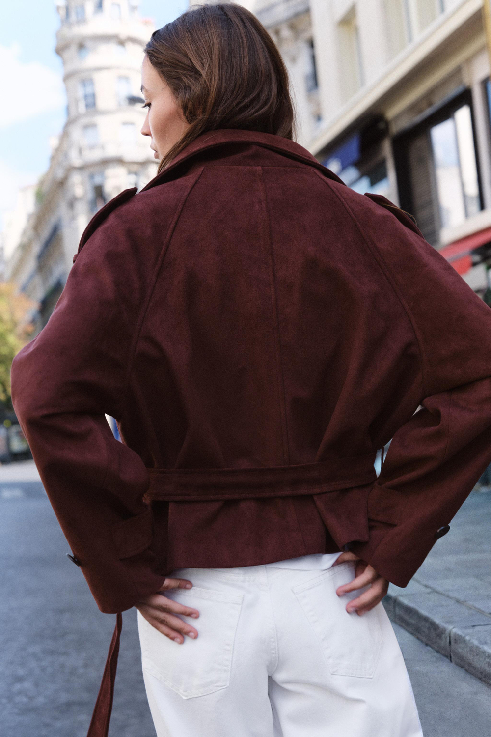 КУРТКА ИЗ ИСКУССТВЕННОЙ ЗАМШИ С ПОЯСОМ — ZARA