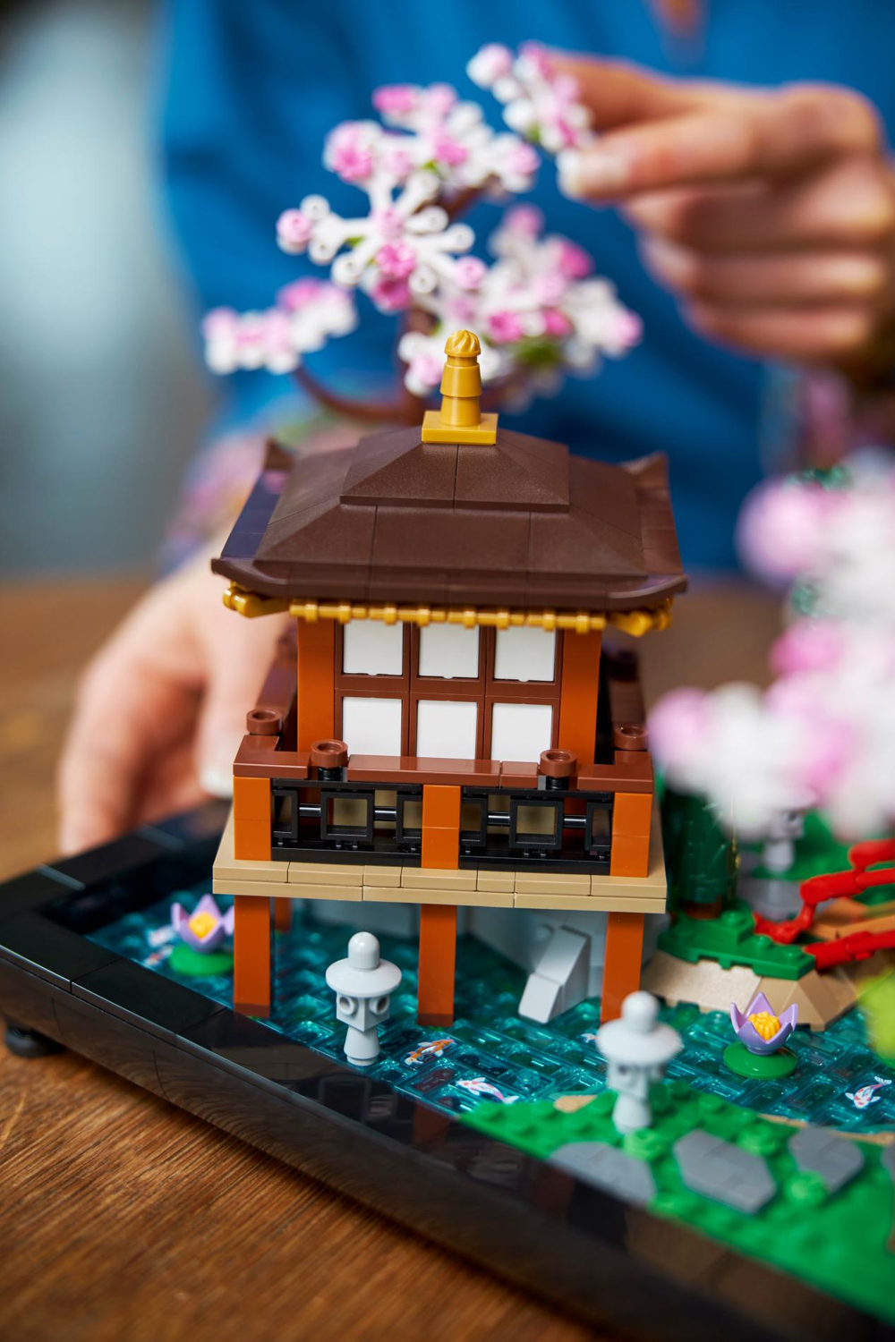 Конструктор Лего айконс Тихий сад 10315 | LEGO Icons Tranquil Garden коллекционная диорама в японском стиле 1363 дет 18+