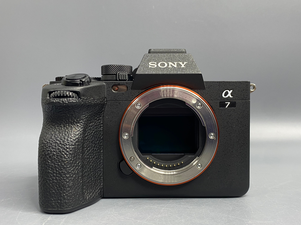Sony A7 IV 44.000 кадров