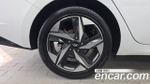 Hyundai AVANTE 1.6 — 2021