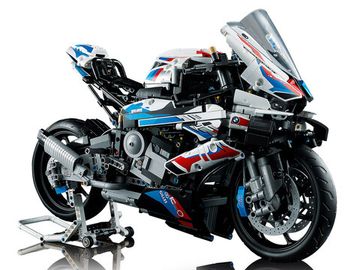 LEGO Technic 42130 BMW M 1000 RR