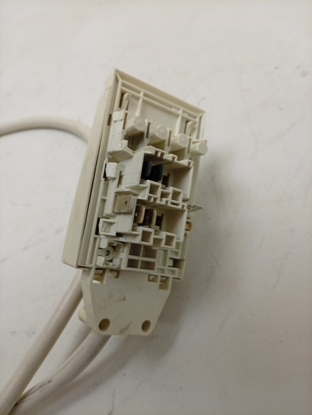 WD54330/02 кт36 Сетевой шнур для стиральной машины Siemens Siwamat Plus б/у