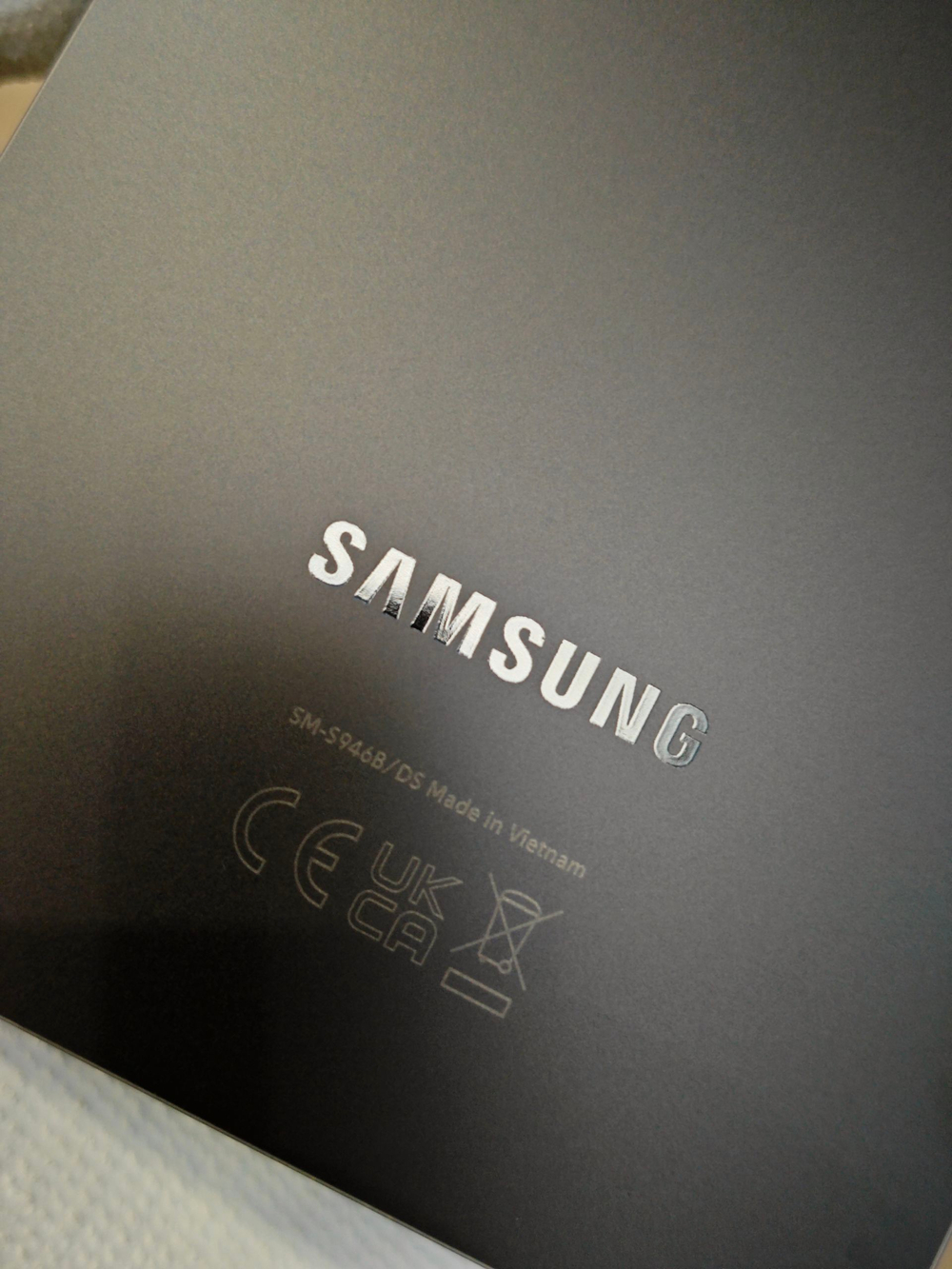 Задняя крышка ПРЕМИУМ для Samsung S26 Plus S947B /S946B ( заднее стекло ) Цвет: Белый / White
