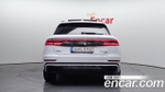 Audi Q8 55 TFSI Quattro Premium — 2021