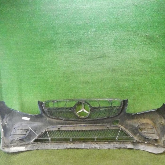 Бампер передний Mercedes GLC X253 15-19 В сборе
