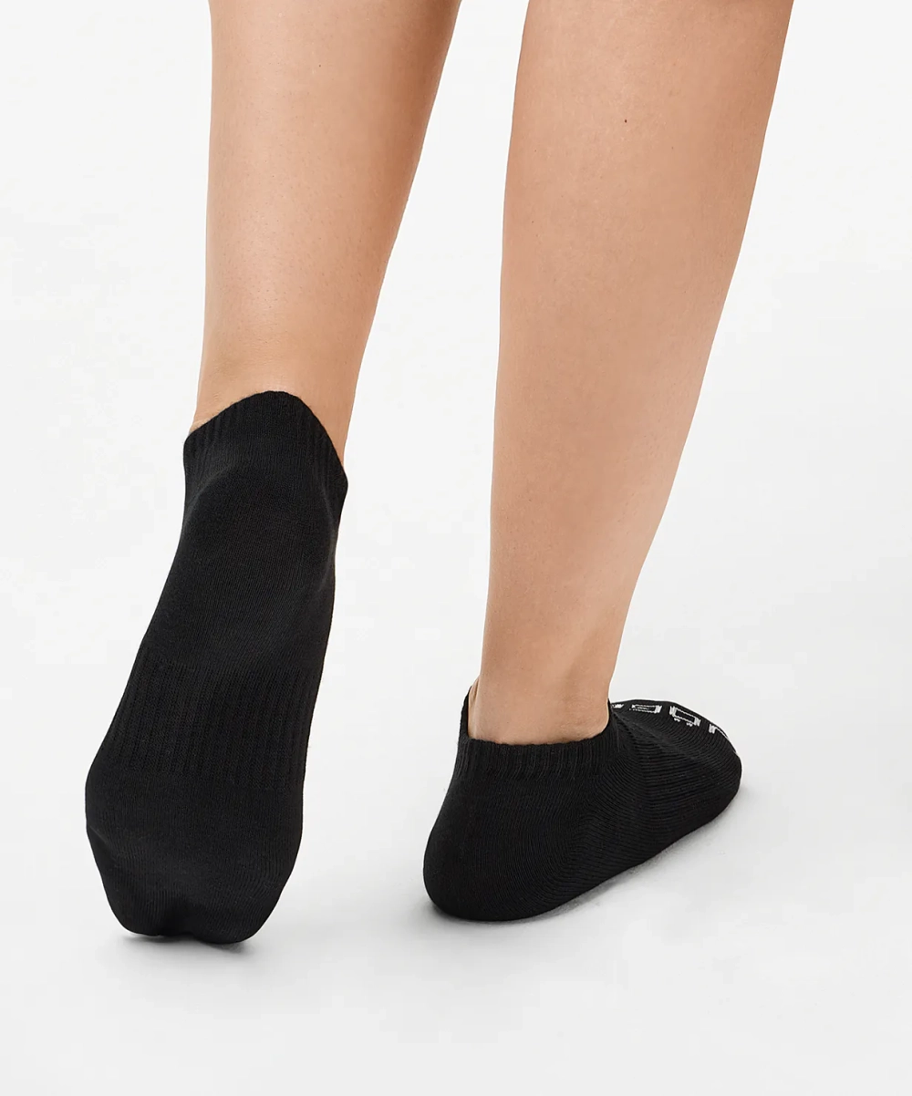 Носки низкие ESSENTIAL Short Casual Socks, черный