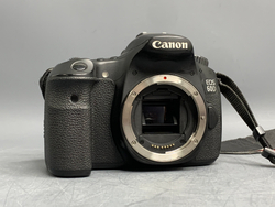 Canon 60D Body 96.250 кадров, на кнопки джостика нужно нажимать сильнее обычного