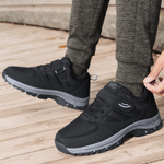 CHENGSHILUOTUO High top Insulated Shoes Unisex