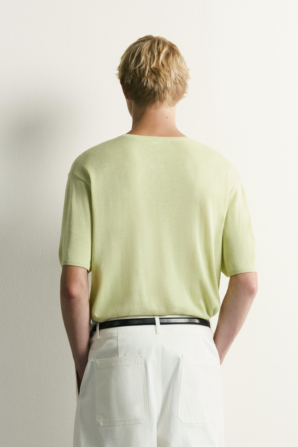 ФУТБОЛКА ИЗ ЛЕГКОГО ТРИКОТАЖА RELAXED FIT — ZARA