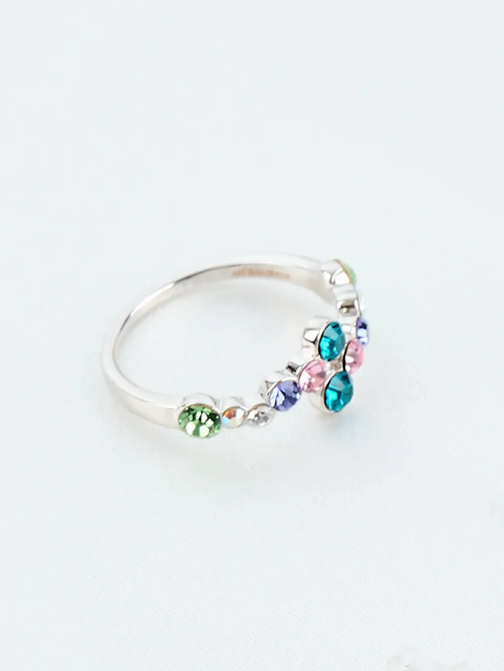 Кольцо Млечный путь с разноцветными кристаллами Swarovski