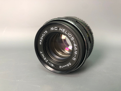 MC Helios-44M-5, присутствует грибок.