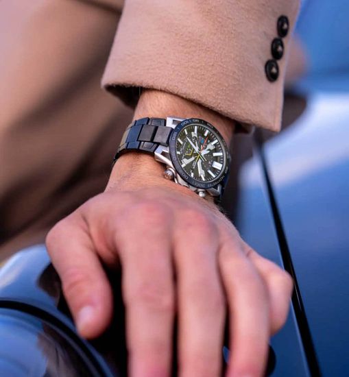 Наручные часы Casio Edifice EQB-2000DC-1AER