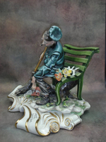 Статуэтка. Фарфор. Тихий страж двора. Capodimonte. Италия