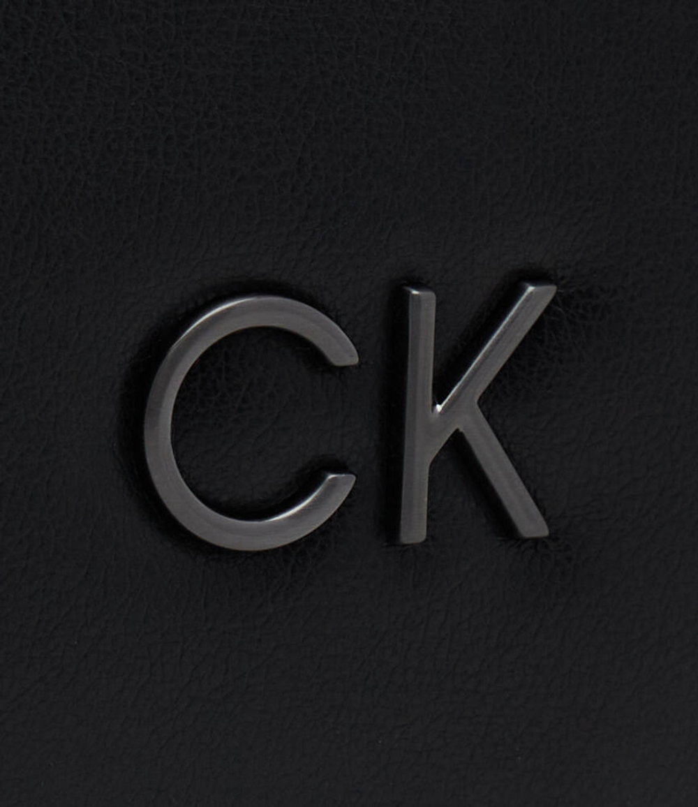 Сумка через плечо Calvin Klein - черный(K60K611523)