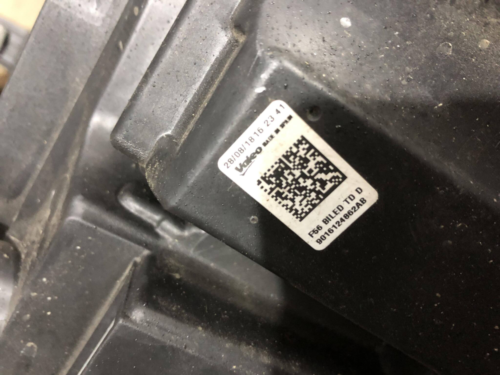 Фара правая LED Mini Hatch (F55/F56) 18-21 Б/У Оригинал 63118737594