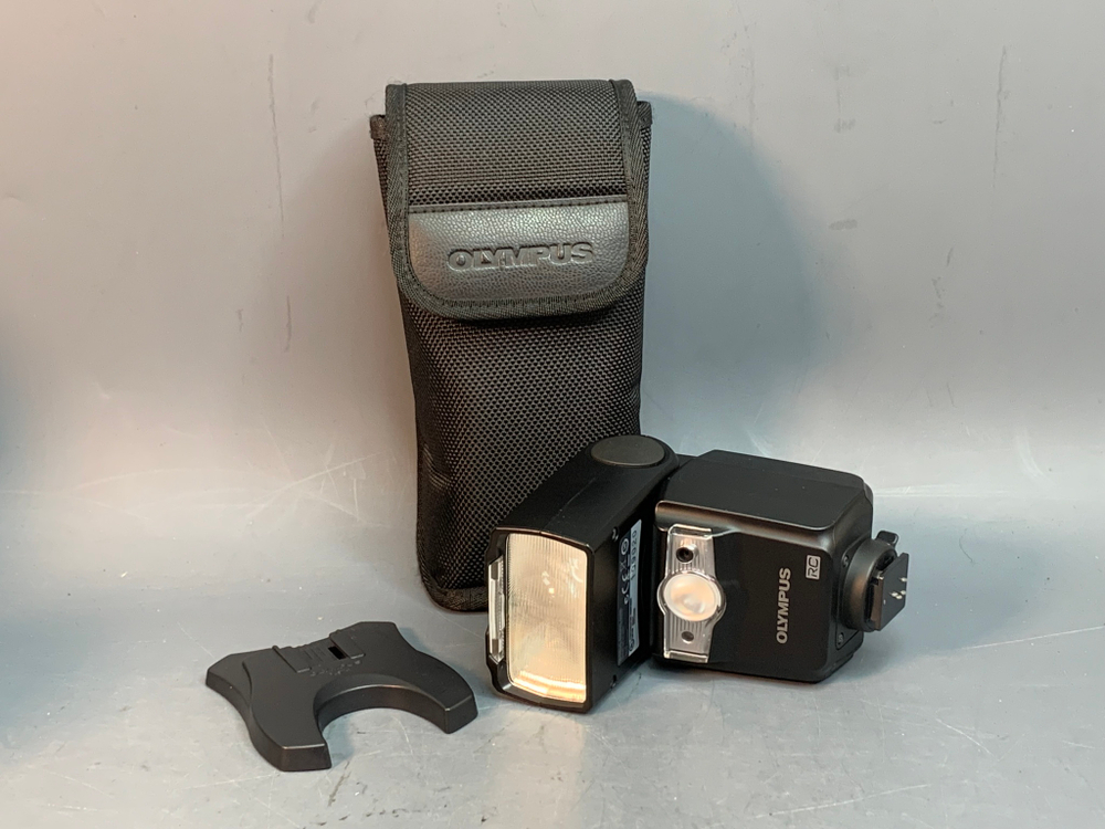 Olympus FL-600R