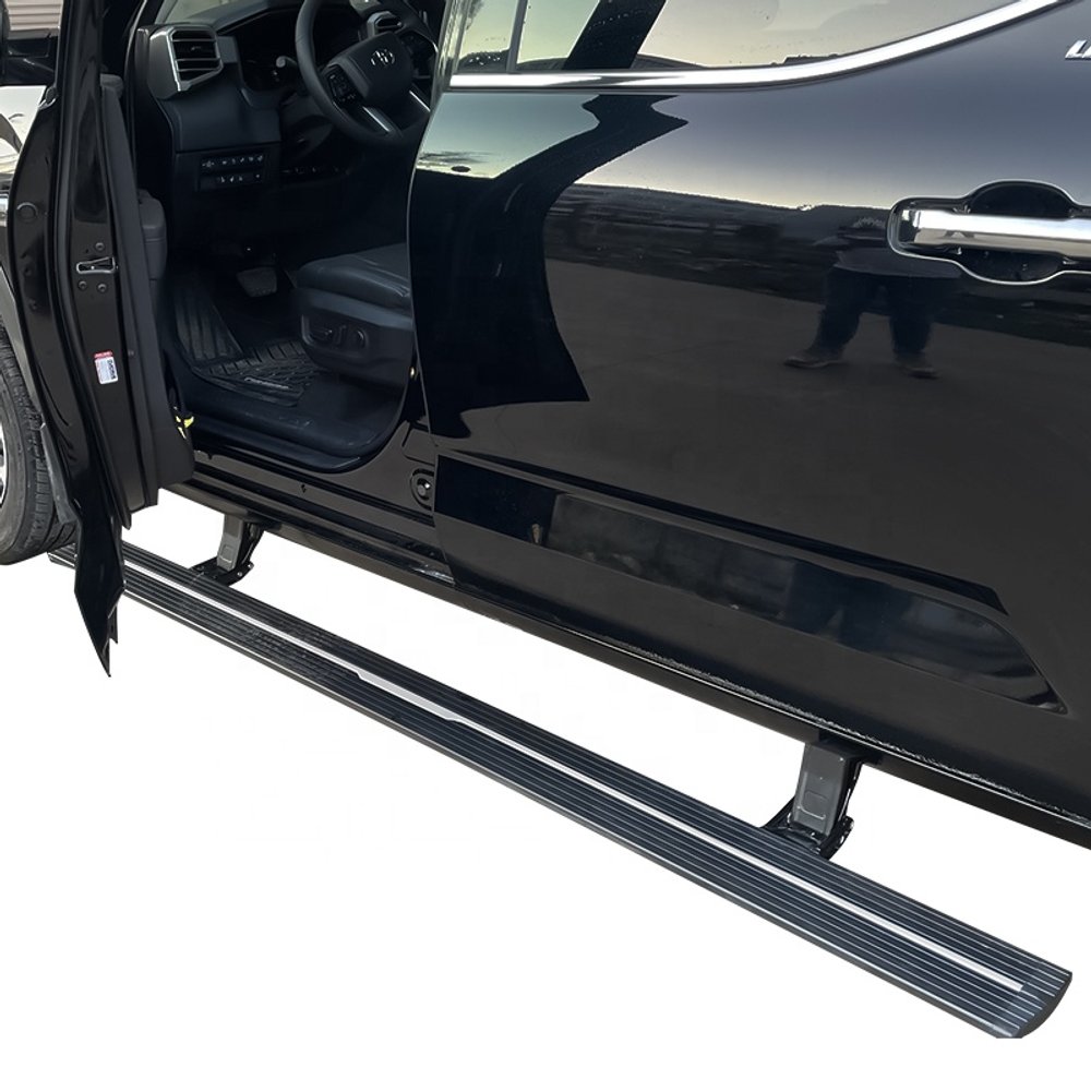 Электрические боковые пороги для BMW X7 G07 и X5 2019+