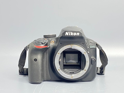 Nikon D3400 Kit AF-P 18-55mm 11300 кадров