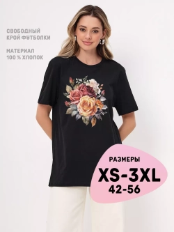Красивая нарядная футболка с модным рисунком цветы