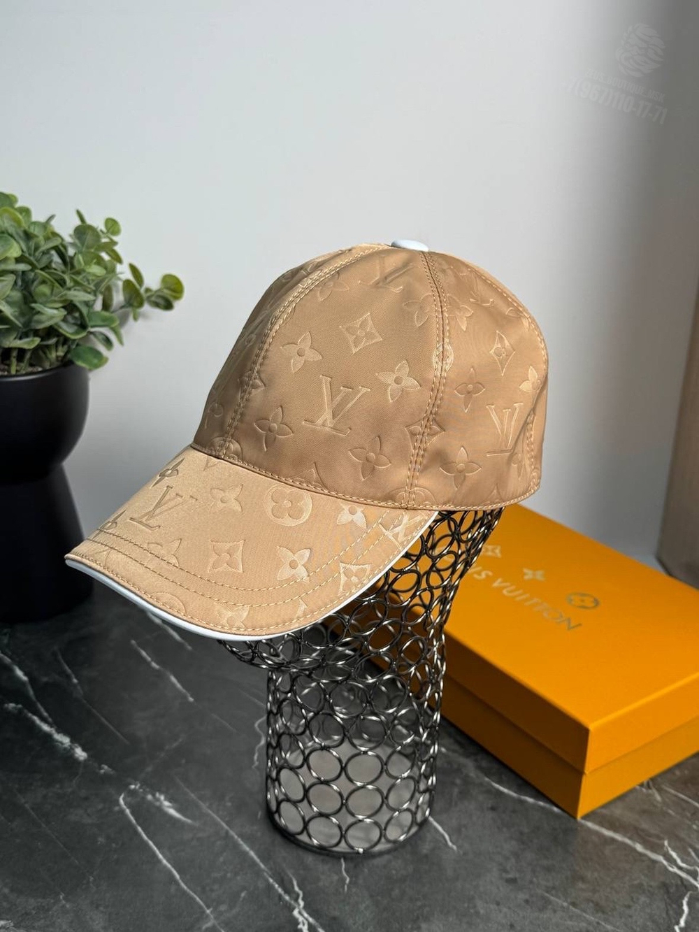Бейсболка Louis Vuitton