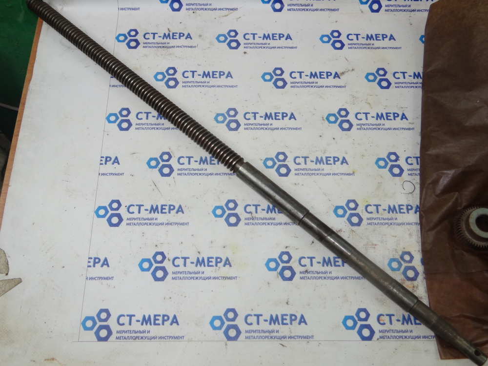 Винт поперечной подачи 730х390мм Tr22х5 (некомплект)