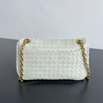 Женская сумка Bottega Veneta Mini Madison — молочная, 22,5 см — фото 2