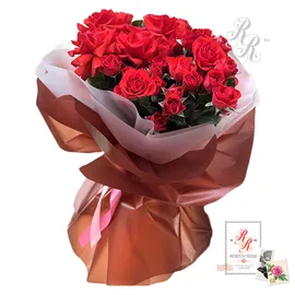 Микс французских и кустовых роз Нина