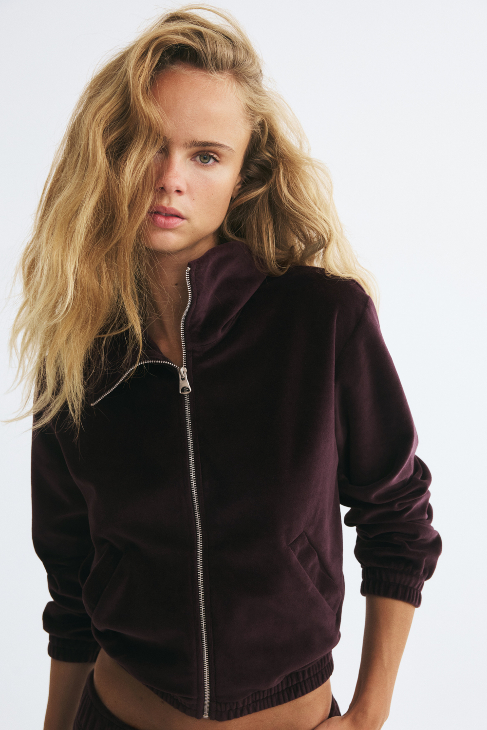 Велюровый свитшот на молнии - H&M