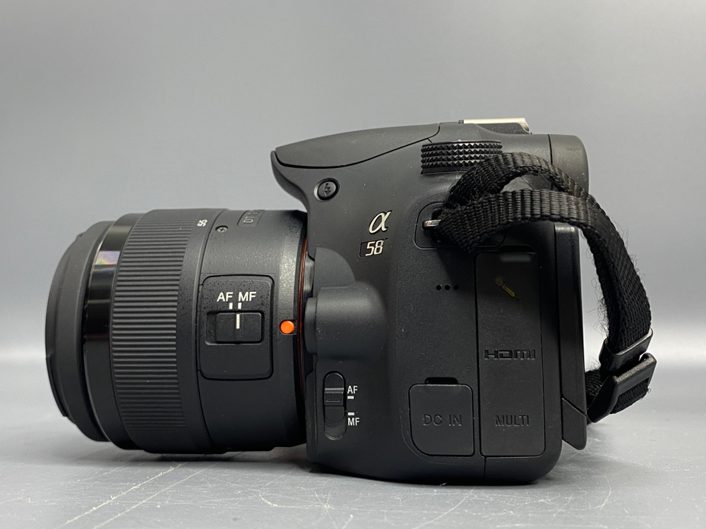 Sony A58 Kit 18-55mm 300 кадров