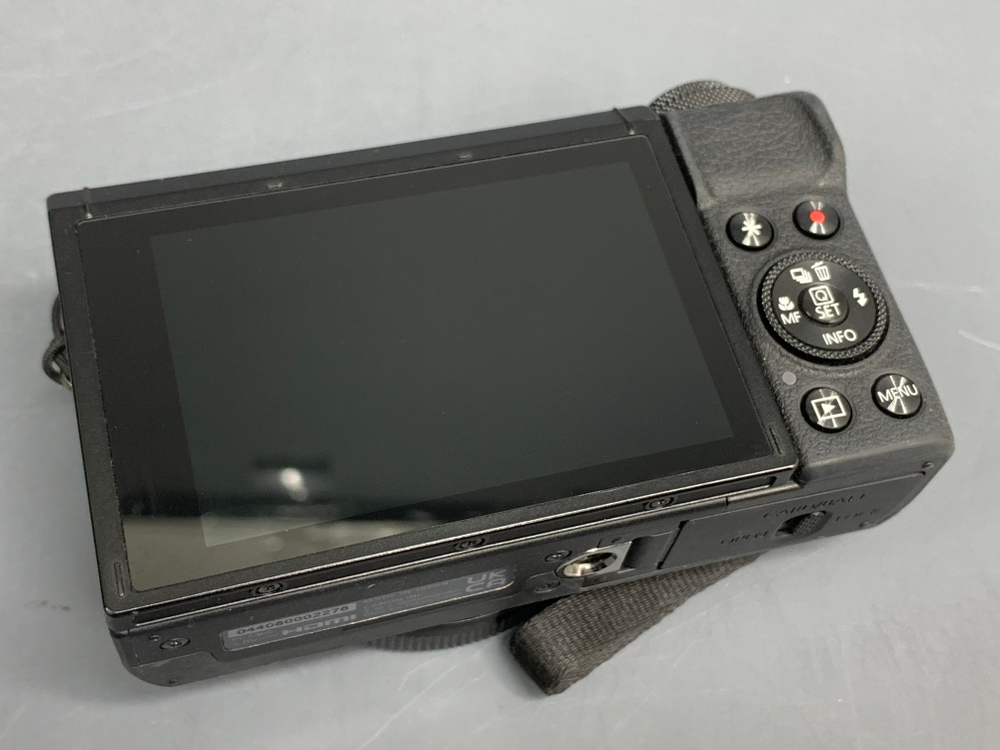 Canon G7X Mark III