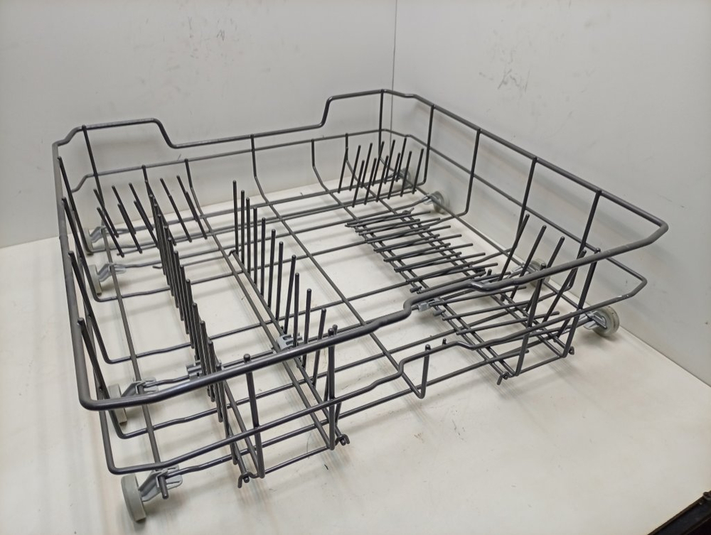 WP79/2 ктп6 Нижняя корзина для посудомоечных машин Whirlpool б/у