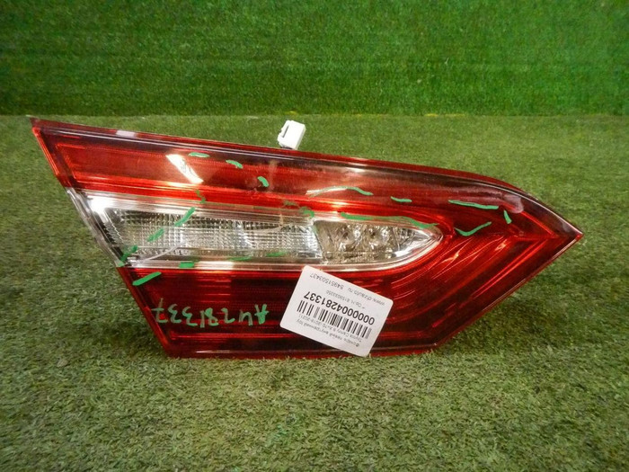 Фонарь левый внутр. Toyota Camry xv70 (17-нв) LED