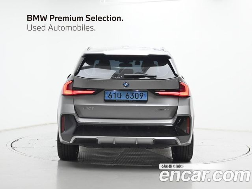 BMW iX1 xDrive 30 M Sport — 2023
