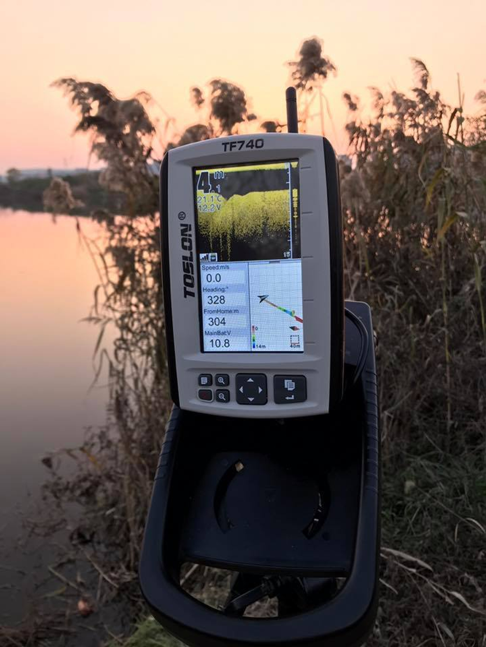 БЕСПРОВОДНОЙ ЦВЕТНОЙ ЭХОЛОТ FISH-FINDER TF-740 LI-ION GPS+XPILOT