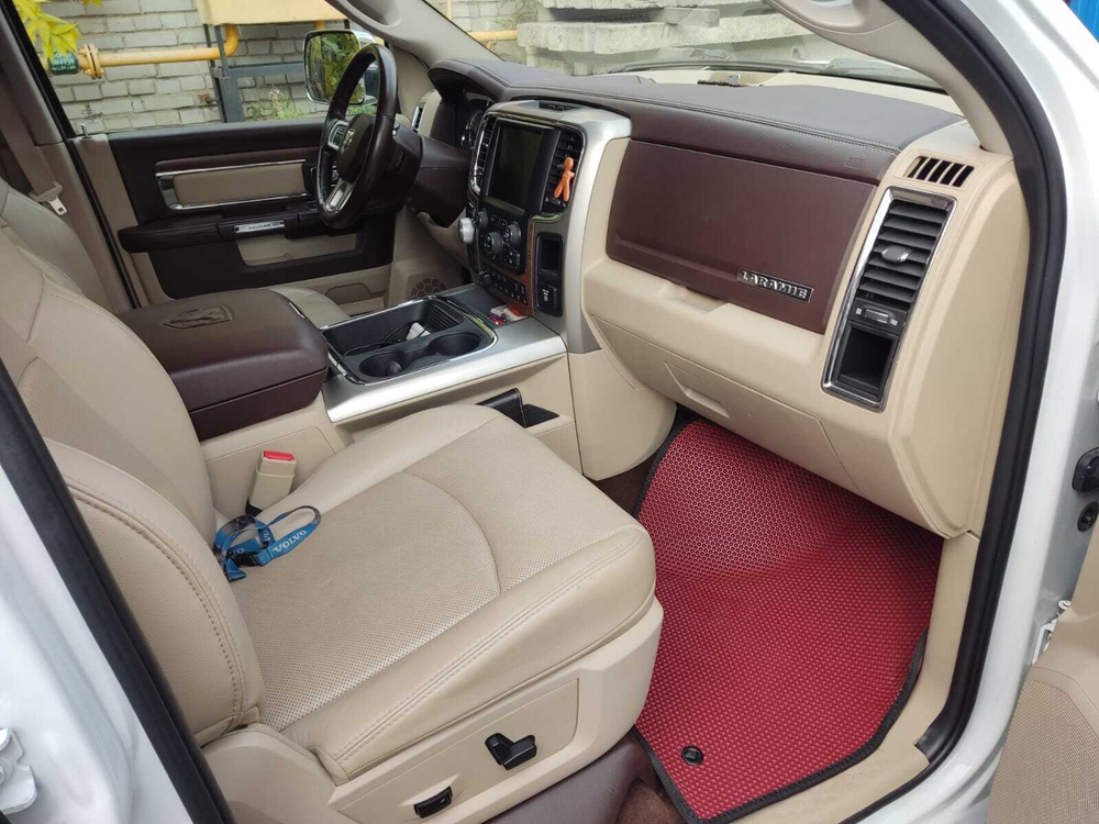 Автоковрики EVA для Dodge Ram 1500. IV (2008-2023)