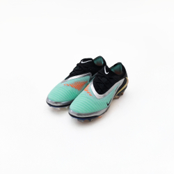 FG / Nike Phantom 6 Low Elite / Chrome Black